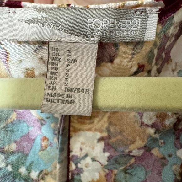 Forever 21 Flower Pattern Dress - Picture 3 of 3